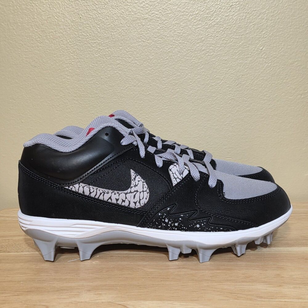 Jordan Stadium 90 Low TD Football Cleats Black Cement Grey HQ0210-060 Men's 8.5